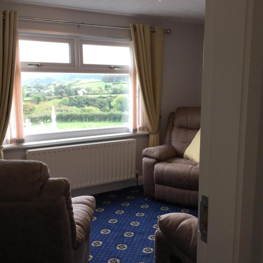 Garron View Bed and Breakfast Cushendall Buitenkant foto